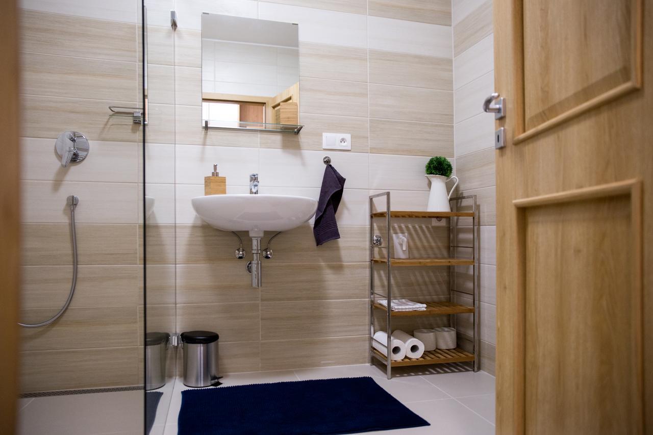 Apartmany Na Ctvrtich Dolni Becva ภายนอก รูปภาพ